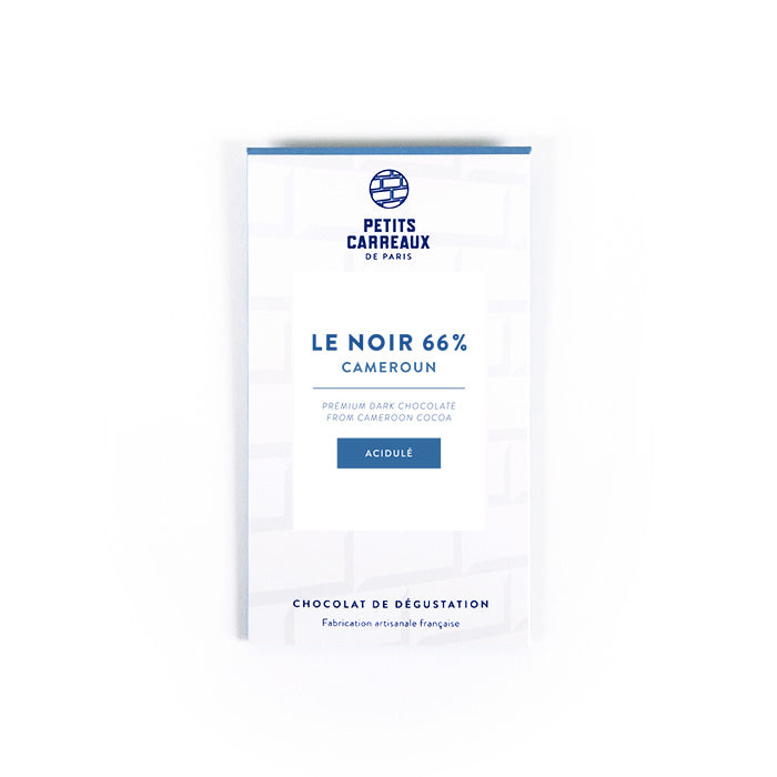 Packshot mini-tablette de chocolat noir, cacao 66% de Cameroun, Petits Carreaux de Paris